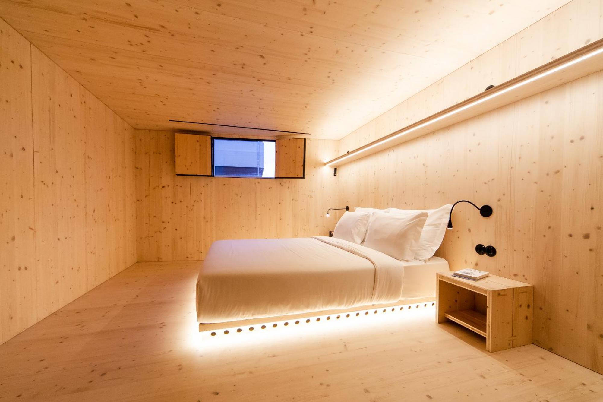 Zero Box Lodge بورتو الغرفة الصورة
