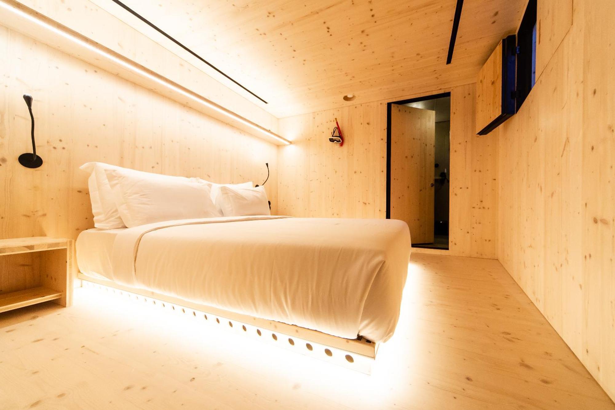 Zero Box Lodge بورتو الغرفة الصورة